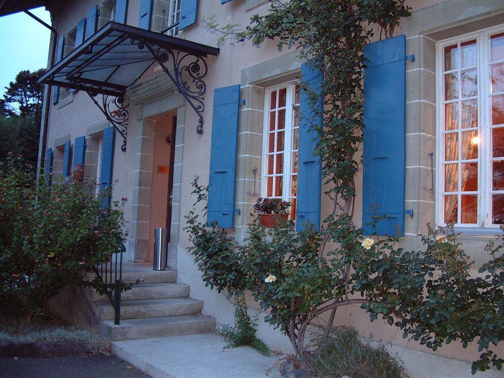 Hostellerie Les Chevreuils Lausanne Buitenkant foto