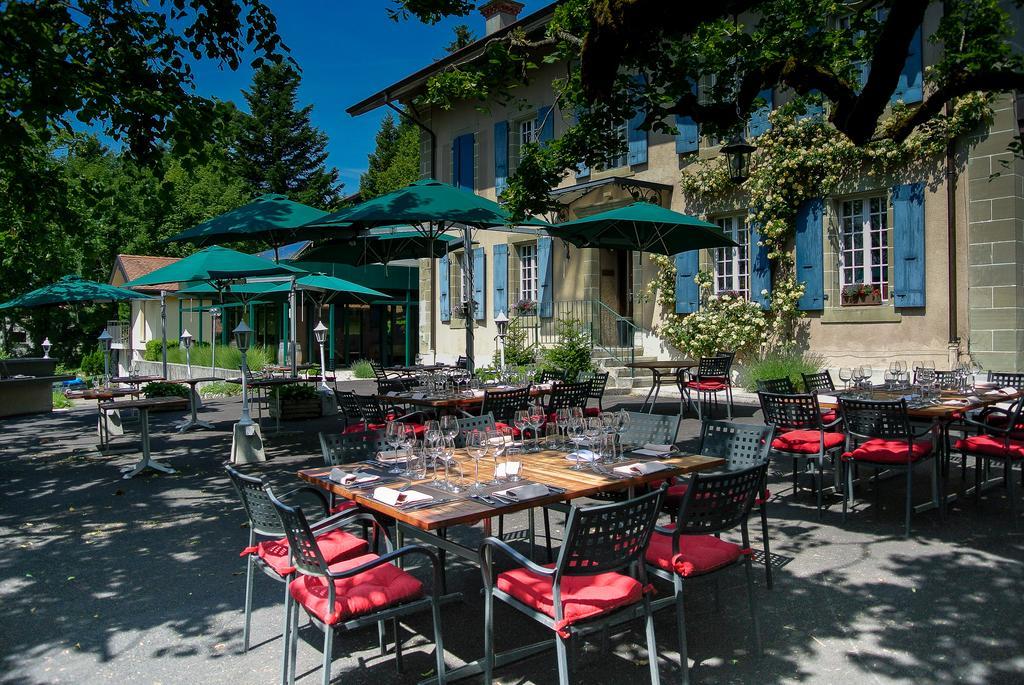 Hostellerie Les Chevreuils Lausanne Buitenkant foto