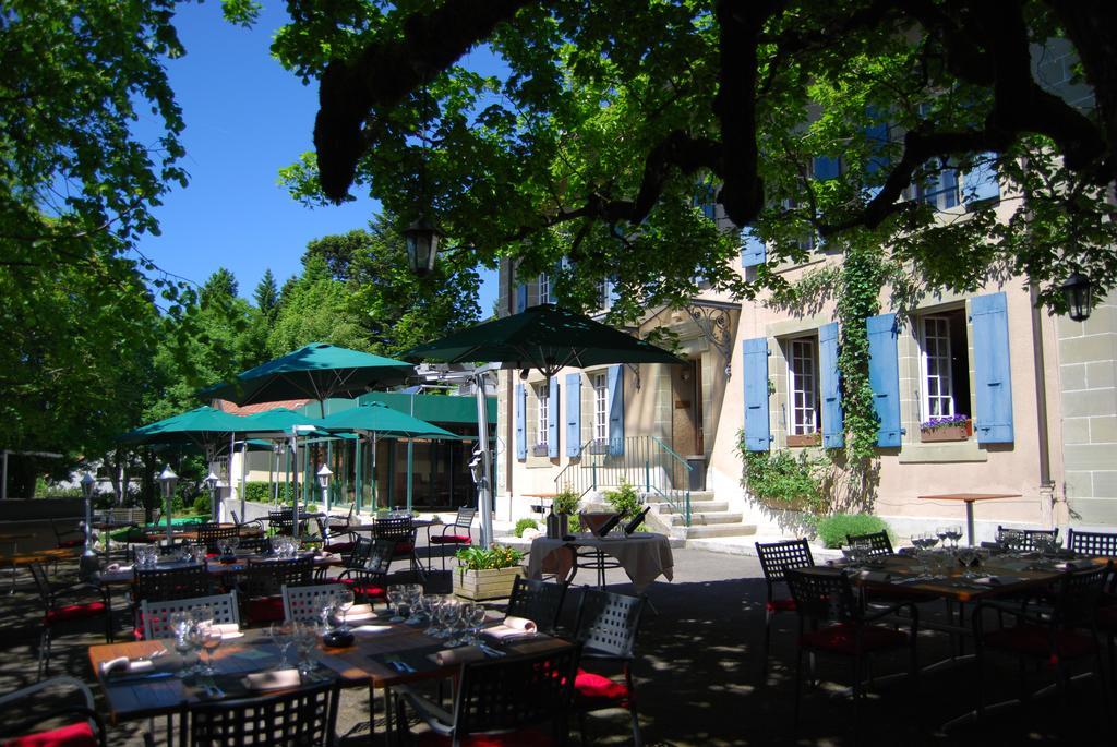Hostellerie Les Chevreuils Lausanne Buitenkant foto