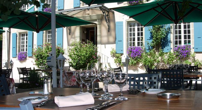 Hostellerie Les Chevreuils Lausanne Buitenkant foto